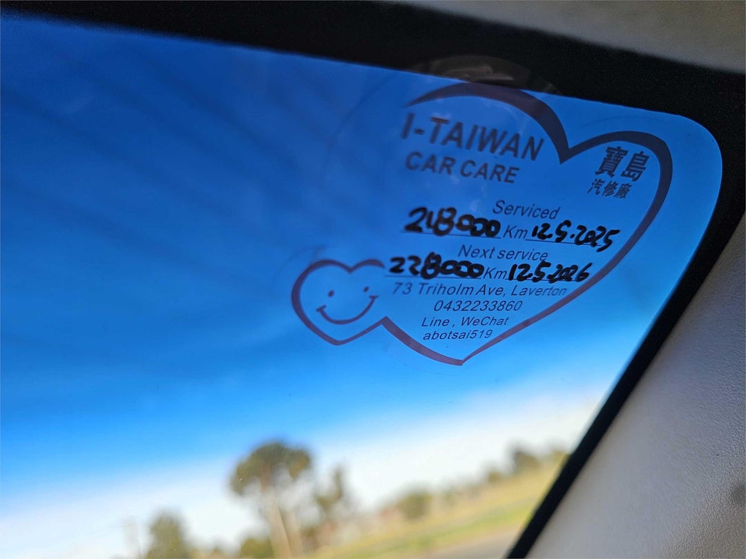 2008 Mitsubishi Delica Delica, Automatic, 220000 km, Photo 13