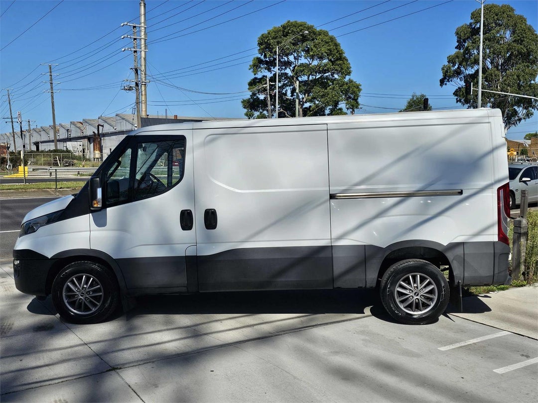 2017 Iveco Daily 35s13v Lwb/high (wb4100), Automatic, 253670 km, Photo 4