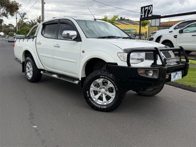 2013 Mitsubishi Triton Glx-r Automatic, 202k kms Diesel Car