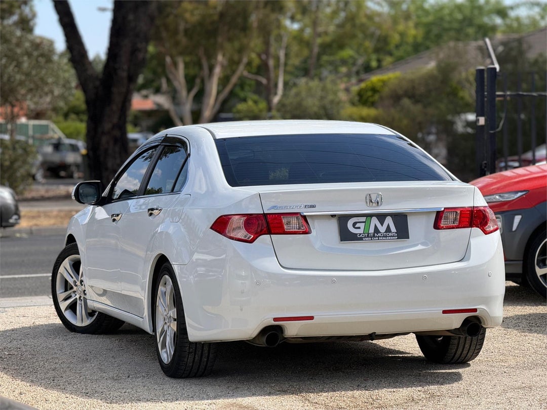 2012 Honda Accord Euro Luxury, Automatic, 204104 km, Photo 6