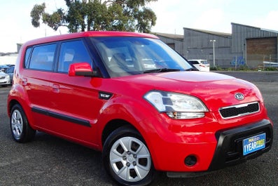 2010 Kia Soul 2 Automatic, 179k kms Petrol Car