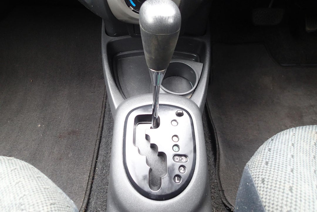 2011 Toyota Yaris Yr, Automatic, 234873 km, Photo 15