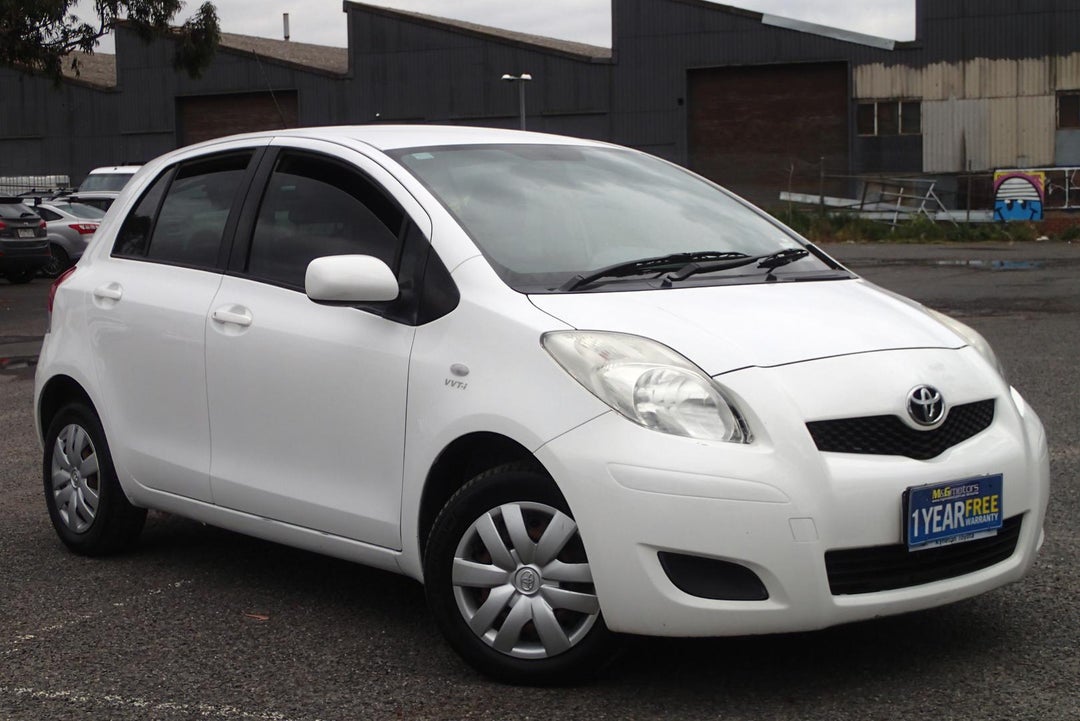 2011 Toyota Yaris Yr, Automatic, 234873 km, Photo 1