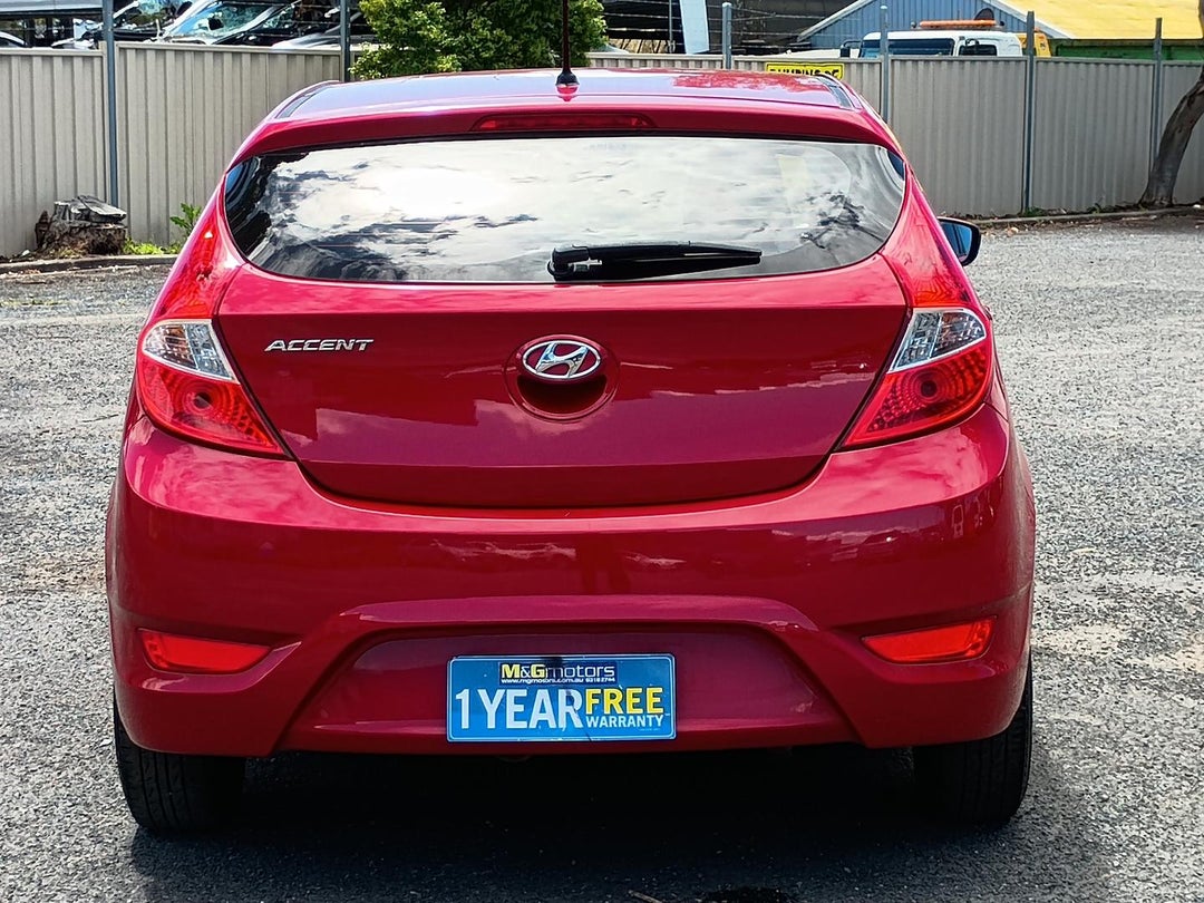 2017 Hyundai Accent Active, Automatic, 192437 km, Photo 5