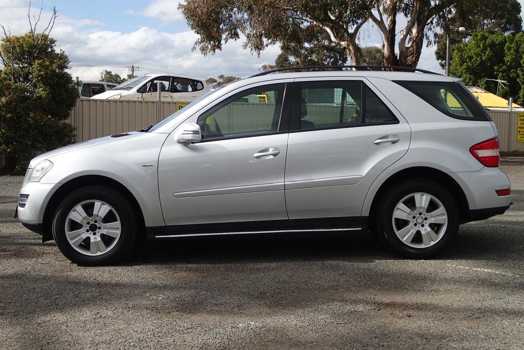 2011 Mercedes-benz Ml300cdi Blueefficiency Off-road Veh. Ml Cdi Blue Efficiency, Automatic, 299879 km, Photo 4