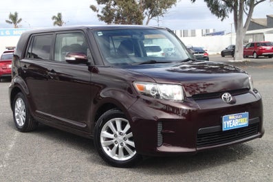 2010 Toyota Rukus Build 1 Automatic, 141k kms Petrol Car