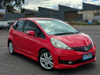 2014 Honda Jazz Vibe-s Automatic, 77k kms Petrol Car