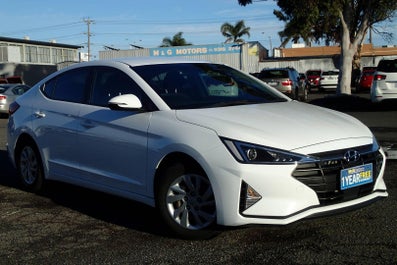 2020 Hyundai Elantra Go Automatic, 164k kms Petrol Car