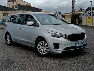2017 Kia Grand Carnival S Automatic, 235k kms Petrol Car