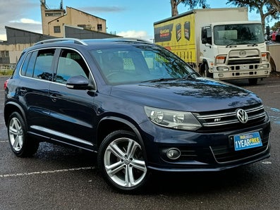 2016 Volkswagen Tiguan 132tsi Automatic, 234k kms Petrol Car