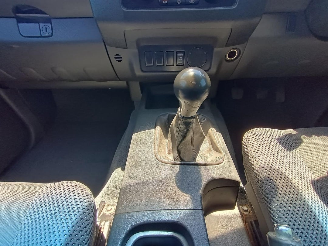 2009 Nissan Navara St-X, Manual, 134113 km, Photo 15