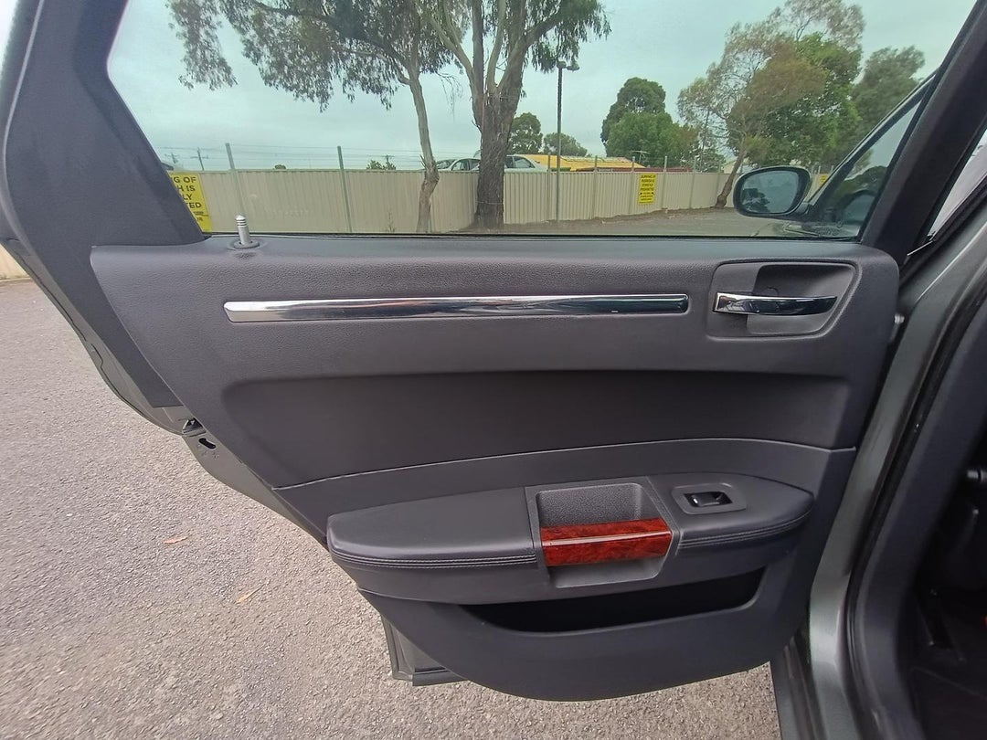 2009 Chrysler 300c Hemi, Automatic, 199897 km, Photo 22