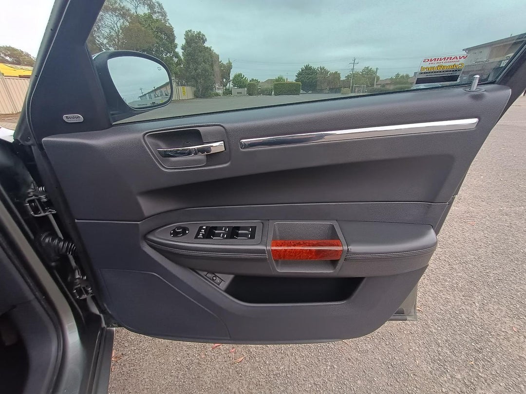 2009 Chrysler 300c Hemi, Automatic, 199897 km, Photo 19