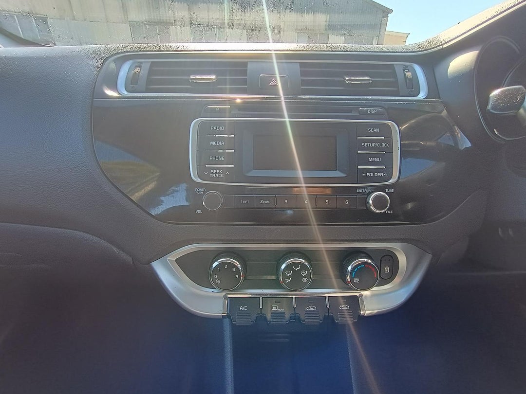 2016 Kia Rio S, Automatic, 199072 km, Photo 14