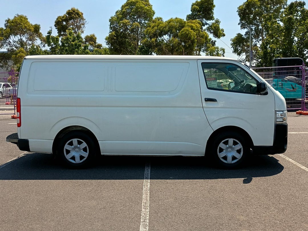 2014 Toyota Hiace Lwb, Manual, 577848 km, Photo 7