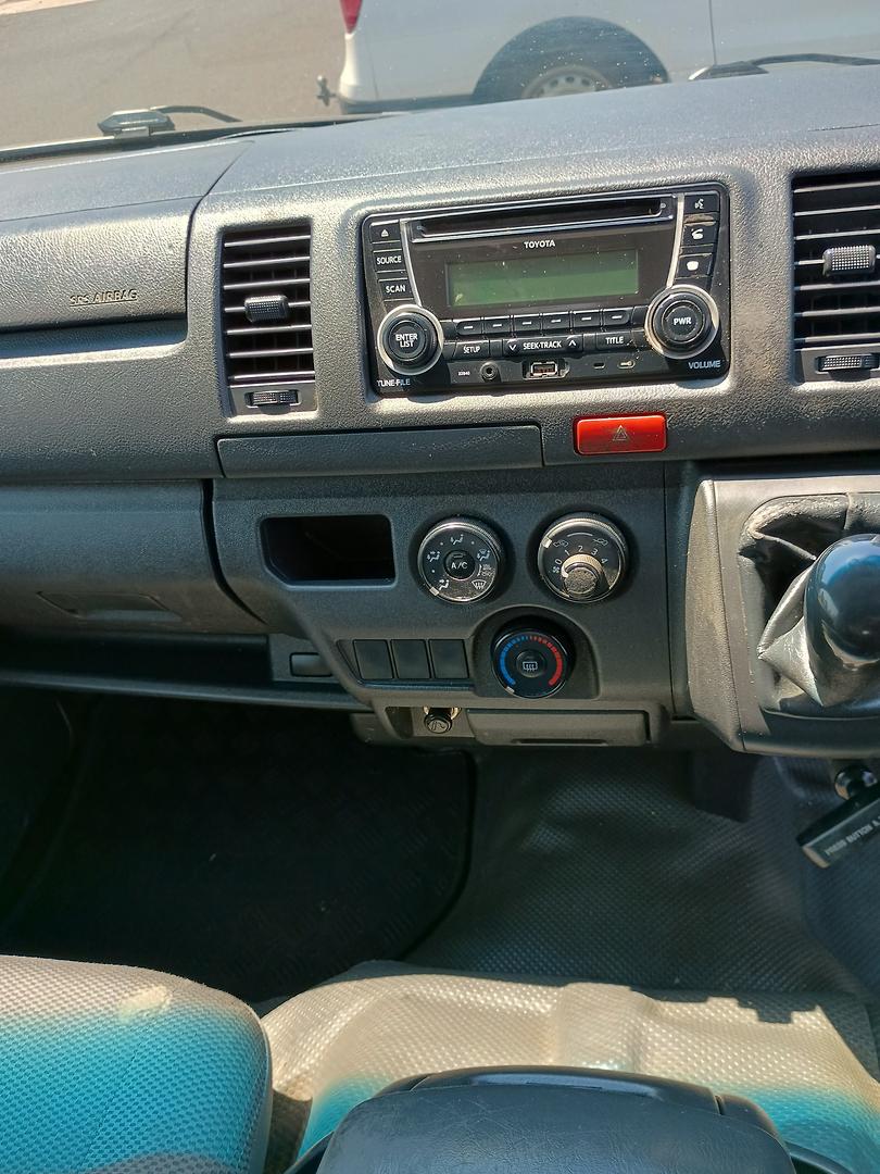 2014 Toyota Hiace Lwb, Manual, 577848 km, Photo 10