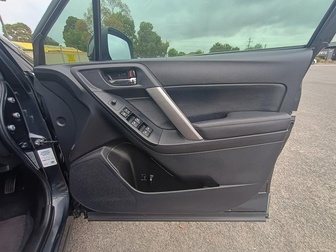 2014 Subaru Forester 2.5i-s, Manual, 179987 km, Photo 20