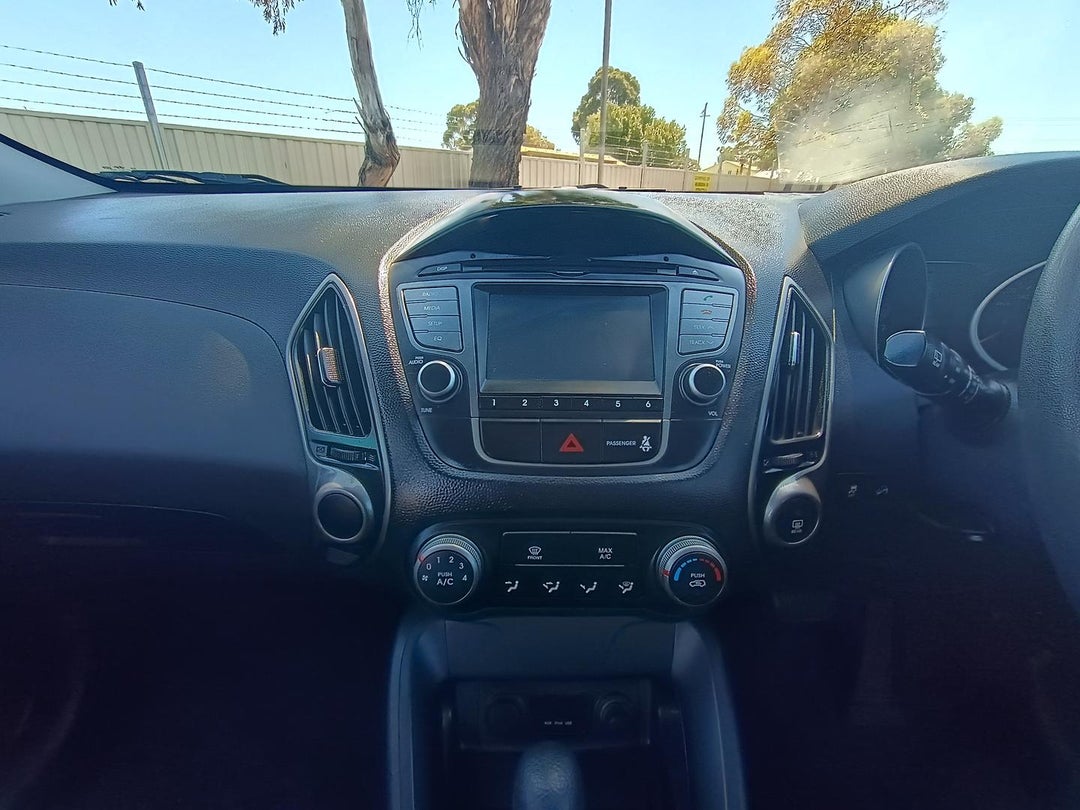 2015 Hyundai Ix35 Active, Automatic, 118980 km, Photo 16