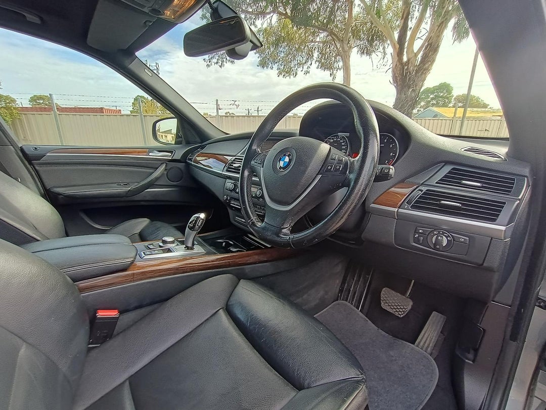 2010 BMW X5 xDrive 48i, Automatic, 109948 km, 