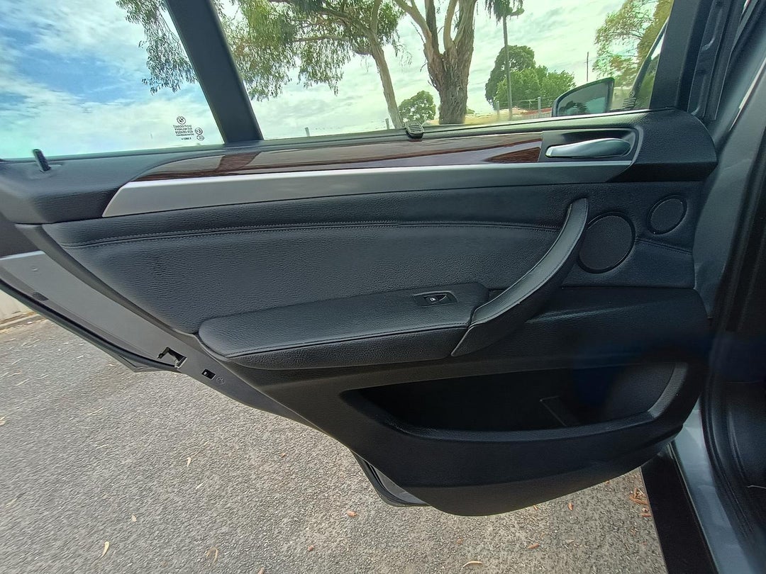 2010 BMW X5 xDrive 48i, Automatic, 109948 km, 