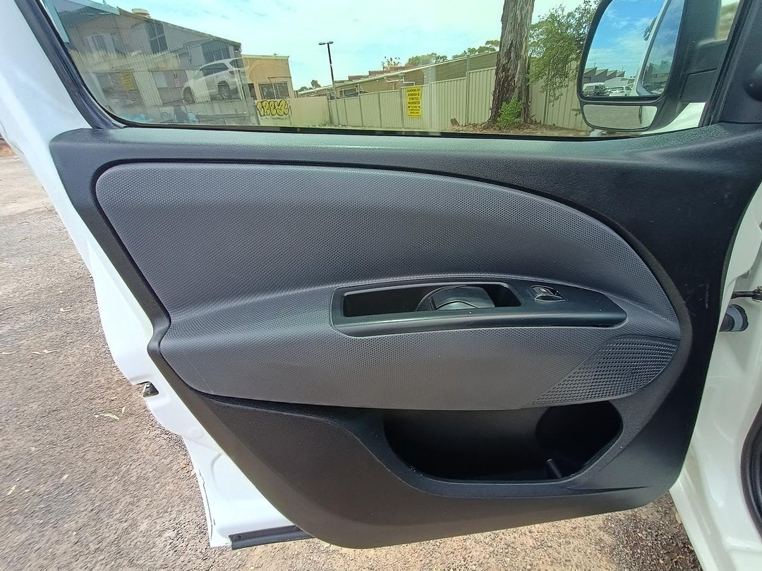 2015 Fiat Doblo Swb (low), Manual, 159987 km, Photo 22