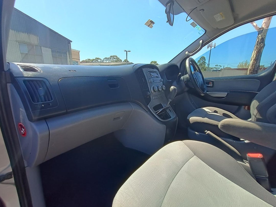 2014 Hyundai Imax Imax, Automatic, 164091 km, Photo 11