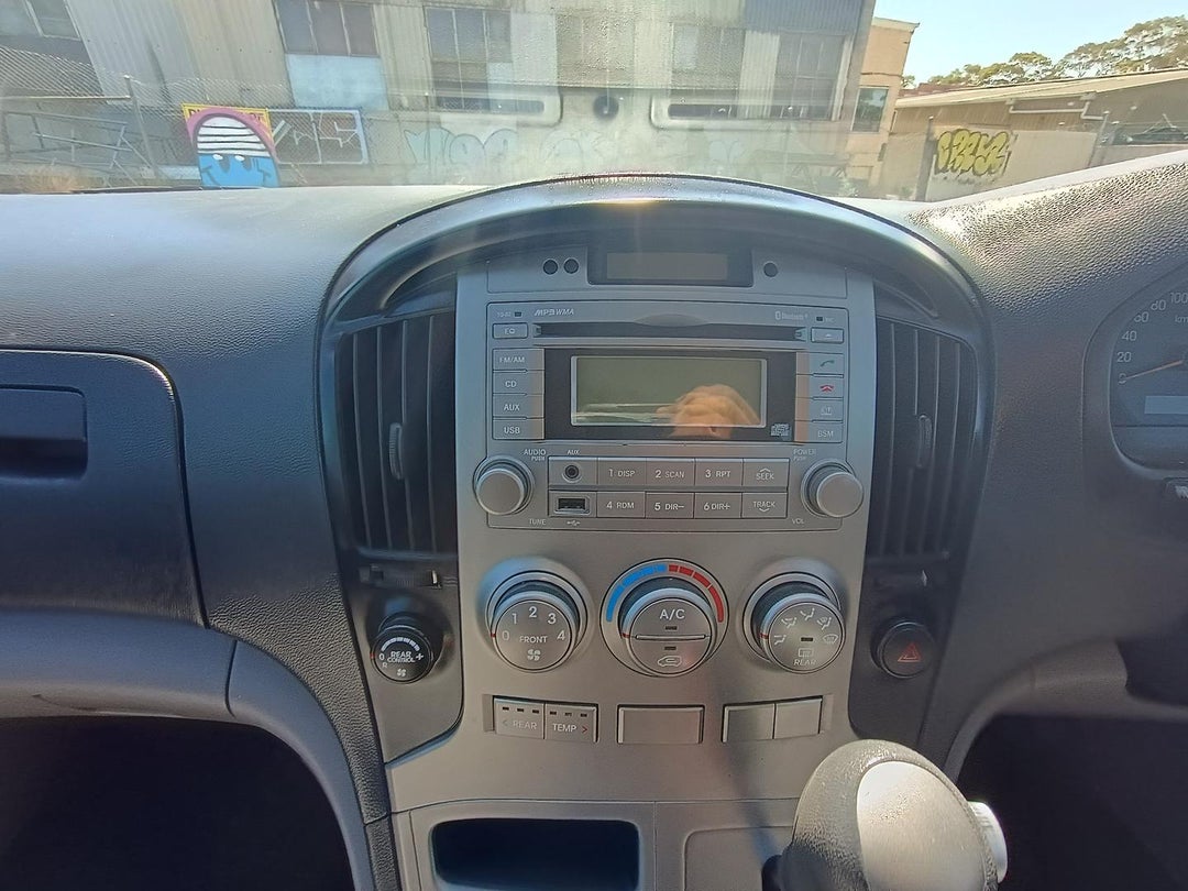 2014 Hyundai Imax Imax, Automatic, 164091 km, Photo 14