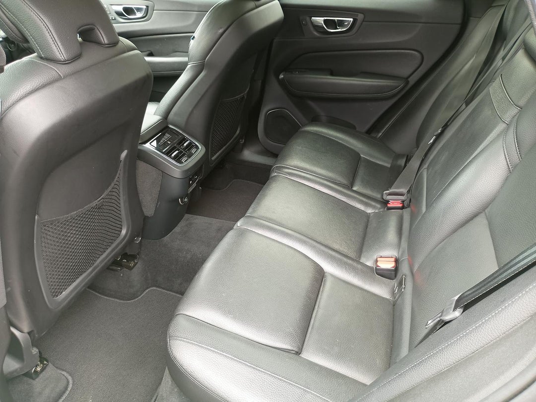 2019 Volvo XC60 T5 Momentum, Automatic, 103769 km, 