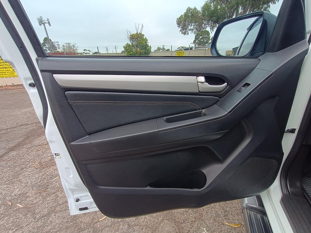 2014 Isuzu MU-X Ls-t, Automatic, 249040 km, Photo 23