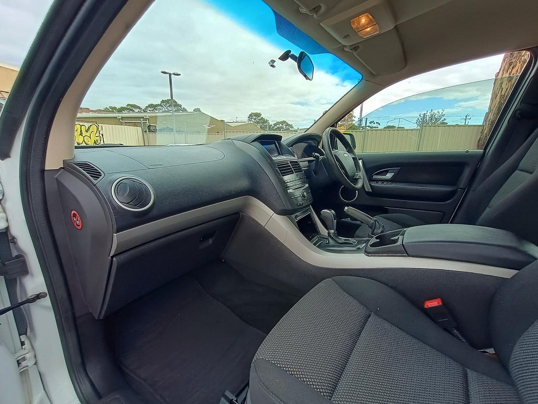 2014 Ford Falcon Xr6, Automatic, 242184 km, Photo 22