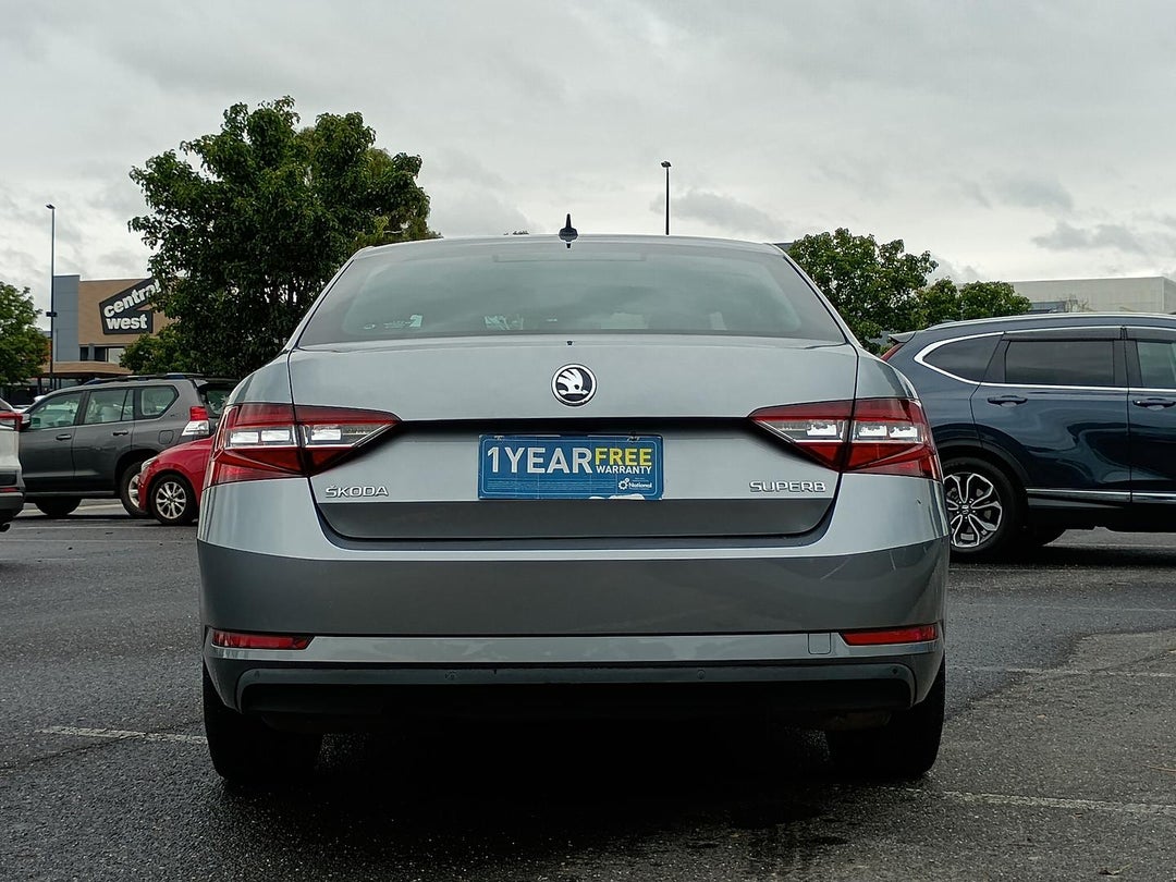 2017 SKODA Superb 162tsi Style, Automatic, 180483 km, 