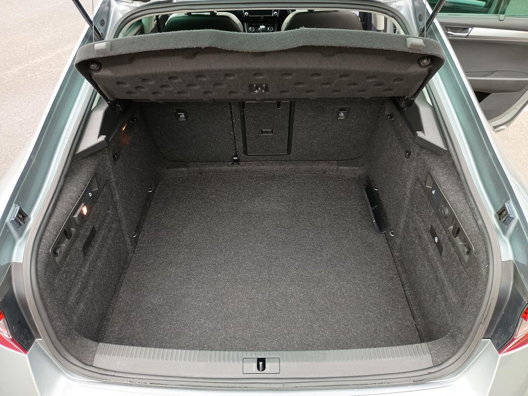 2017 SKODA Superb 162tsi Style, Automatic, 180483 km, 