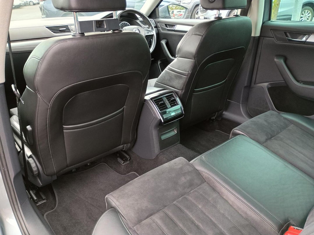 2017 SKODA Superb 162tsi Style, Automatic, 180483 km, 