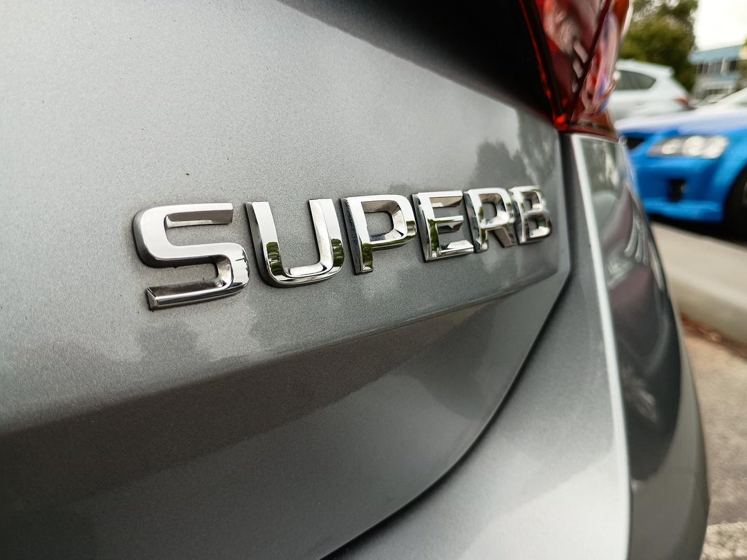 2017 SKODA Superb 162tsi Style, Automatic, 180483 km, 