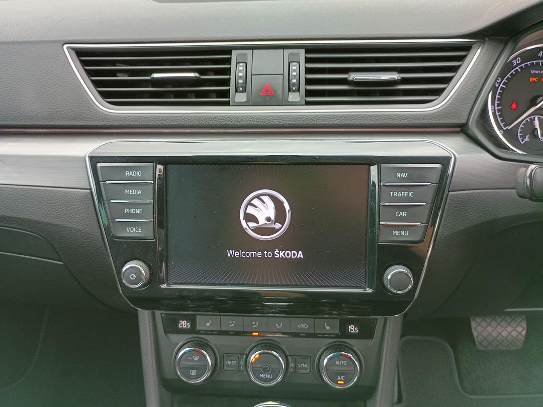 2017 SKODA Superb 162tsi Style, Automatic, 180483 km, 