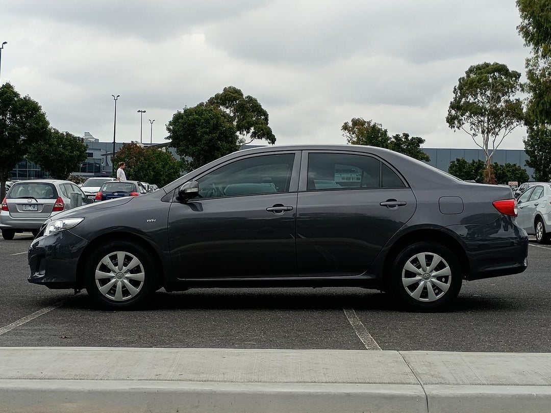 2013 Toyota Corolla Ascent, Automatic, 228431 km, Photo 4