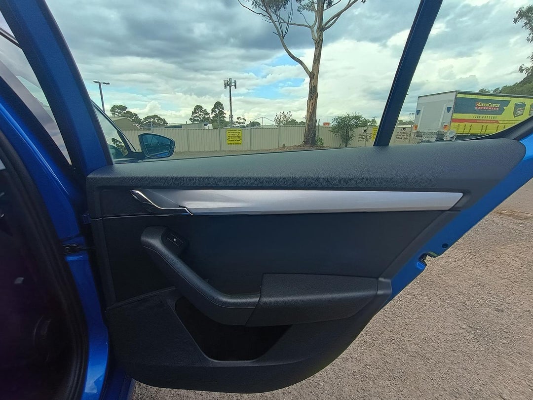 2015 SKODA Octavia Ambition Plus 110tsi, Automatic, 119987 km, Photo 21