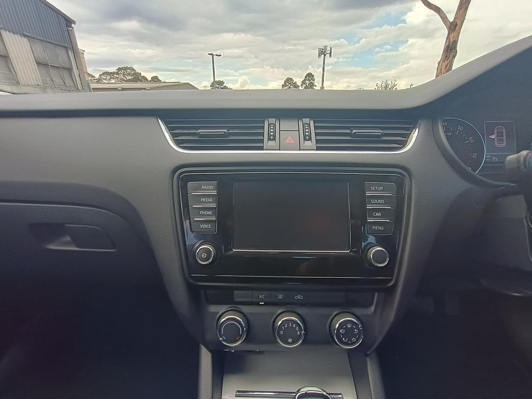 2015 SKODA Octavia Ambition Plus 110tsi, Automatic, 119987 km, Photo 17