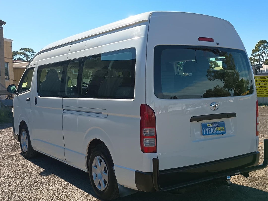 2005 Toyota Hiace Commuter, Automatic, 103030 km, Photo 5