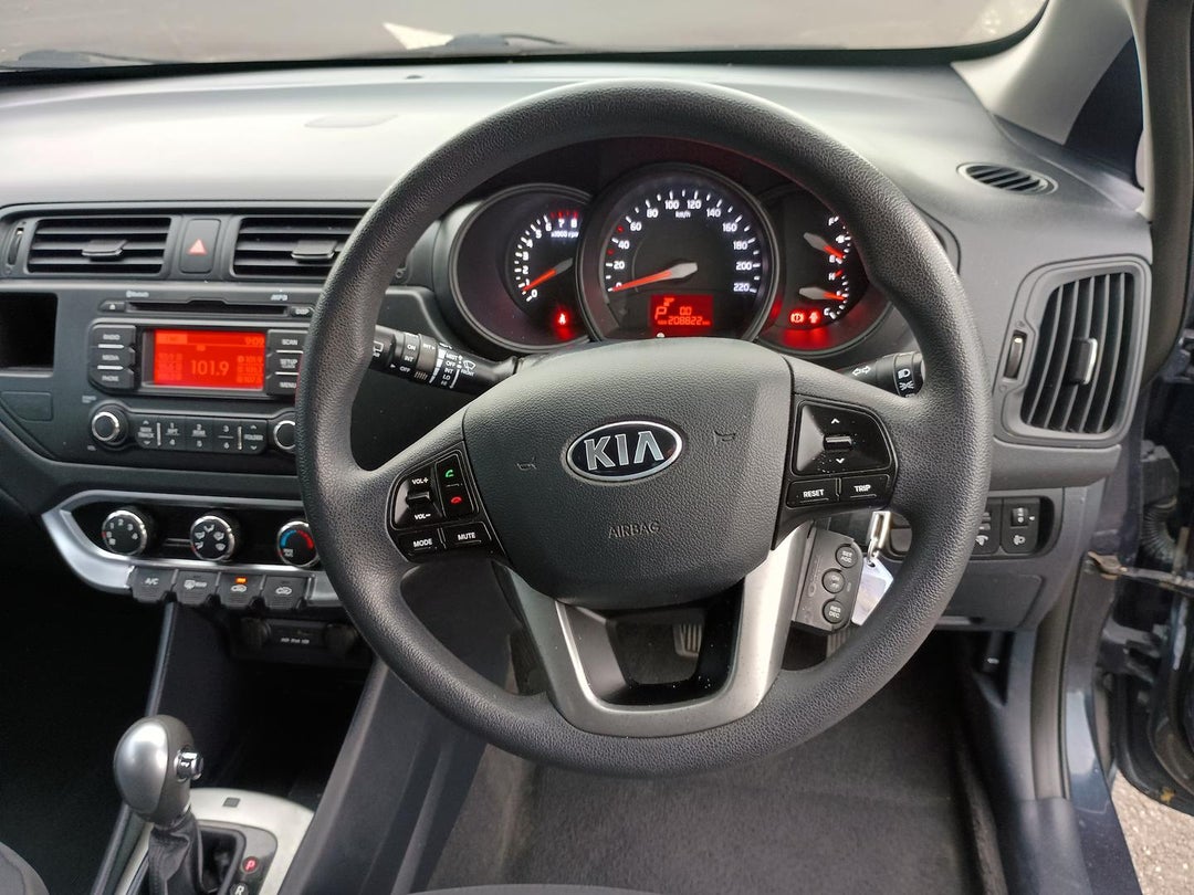 2014 Kia Rio S, Automatic, 208789 km, Photo 12