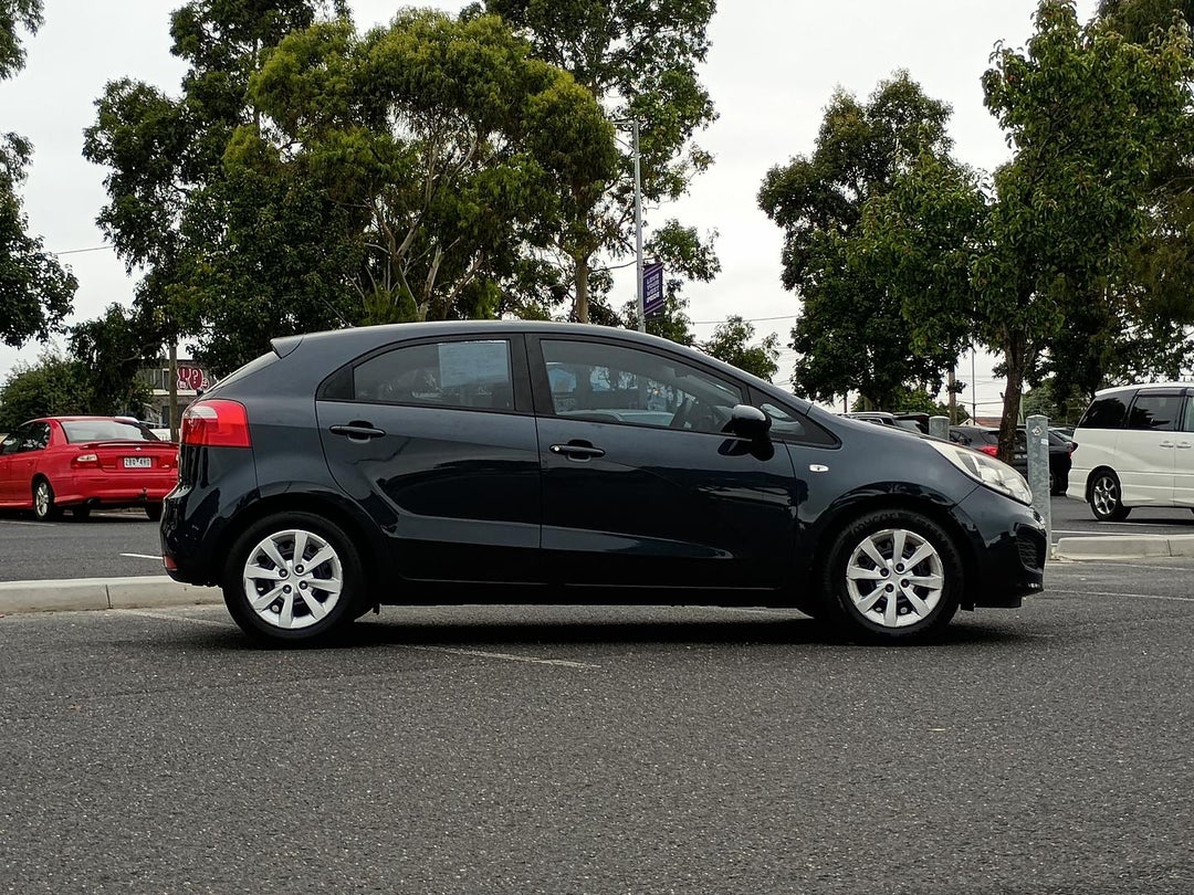 2014 Kia Rio S, Automatic, 208789 km, Photo 8