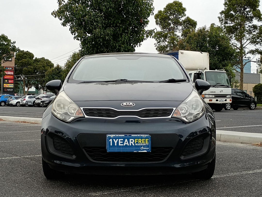 2014 Kia Rio S, Automatic, 208789 km, Photo 2