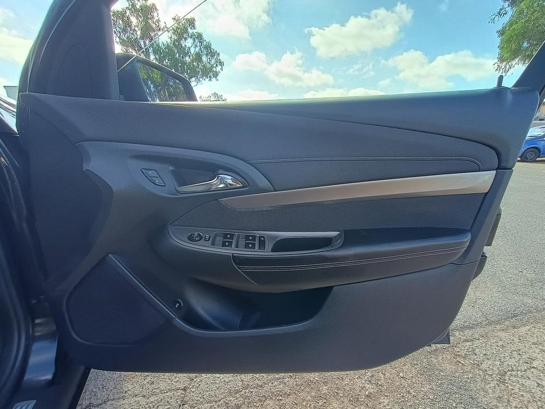 2015 Holden Commodore Evoke, Automatic, 273099 km, Photo 19