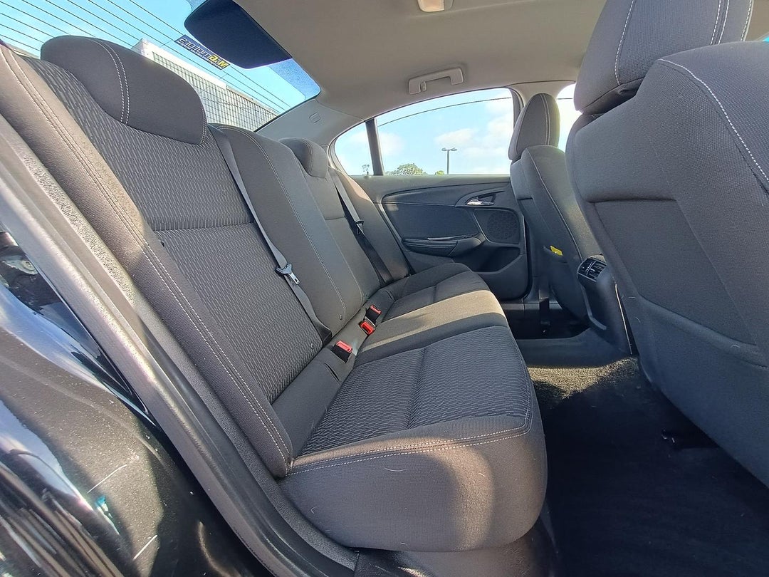 2015 Holden Commodore Evoke, Automatic, 273099 km, Photo 18