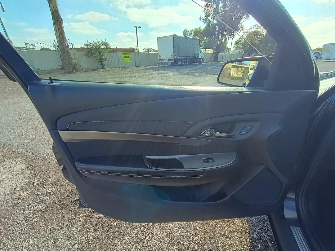 2015 Holden Commodore Evoke, Automatic, 273099 km, Photo 21