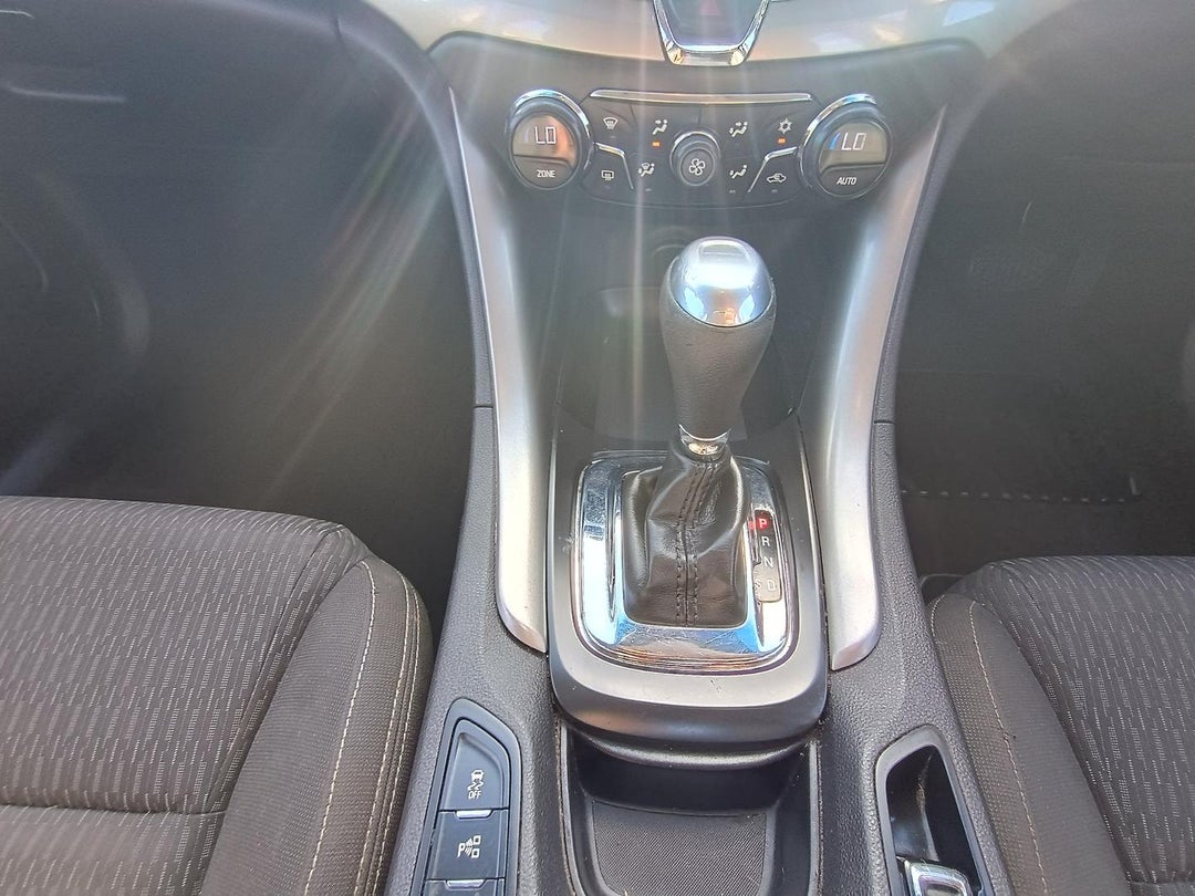 2015 Holden Commodore Evoke, Automatic, 273099 km, Photo 12