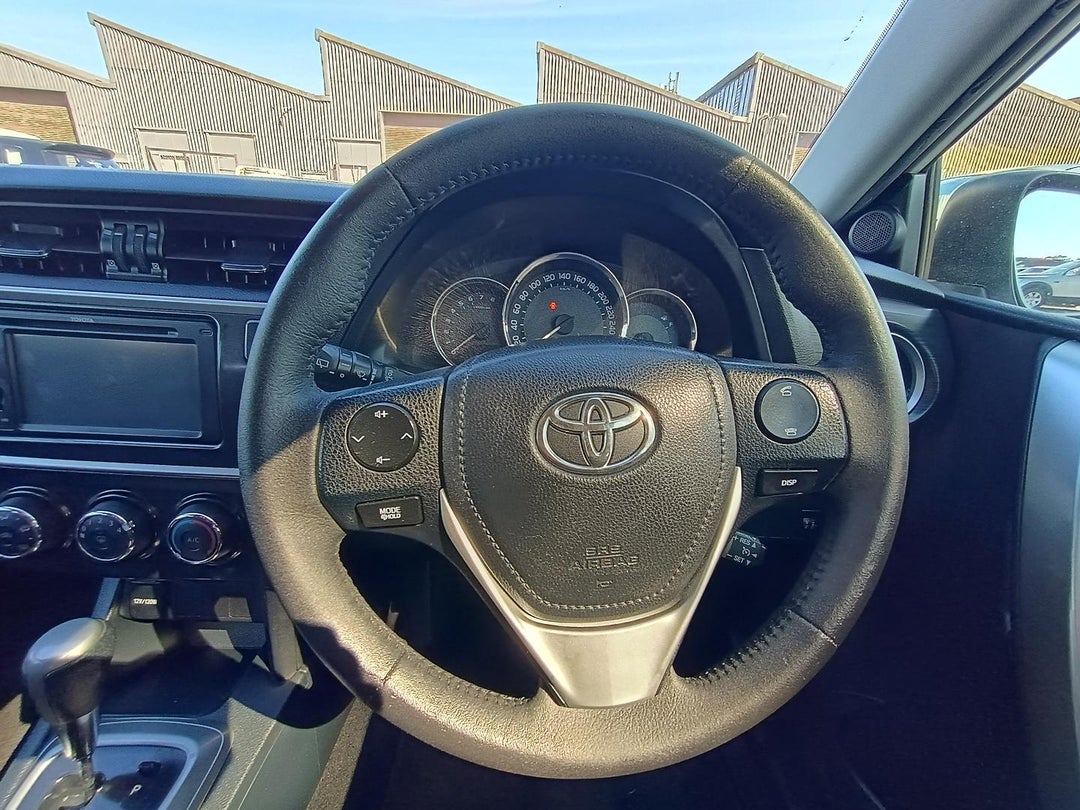 2014 Toyota Corolla Ascent Sport, Manual, 214772 km, Photo 12