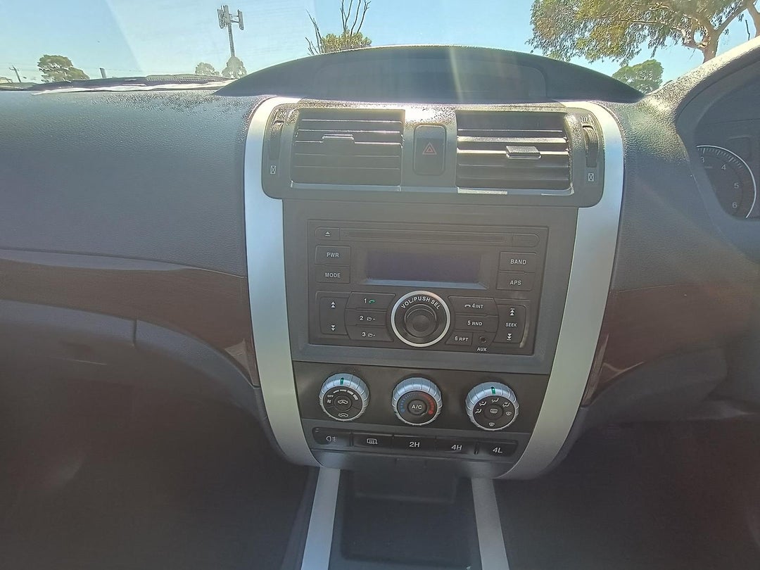 2014 Foton Tunland (4x2), Manual, 139720 km, Photo 13