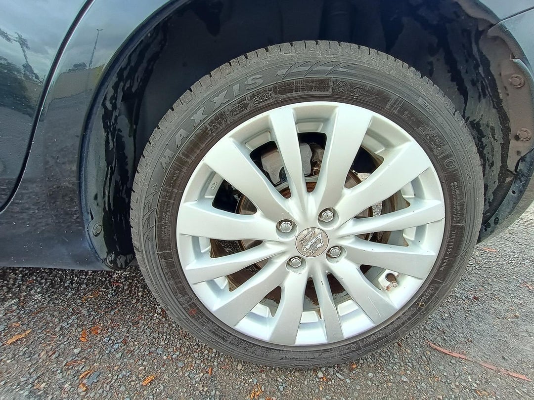 2011 Suzuki Swift Glx, Automatic, 198836 km, Photo 9