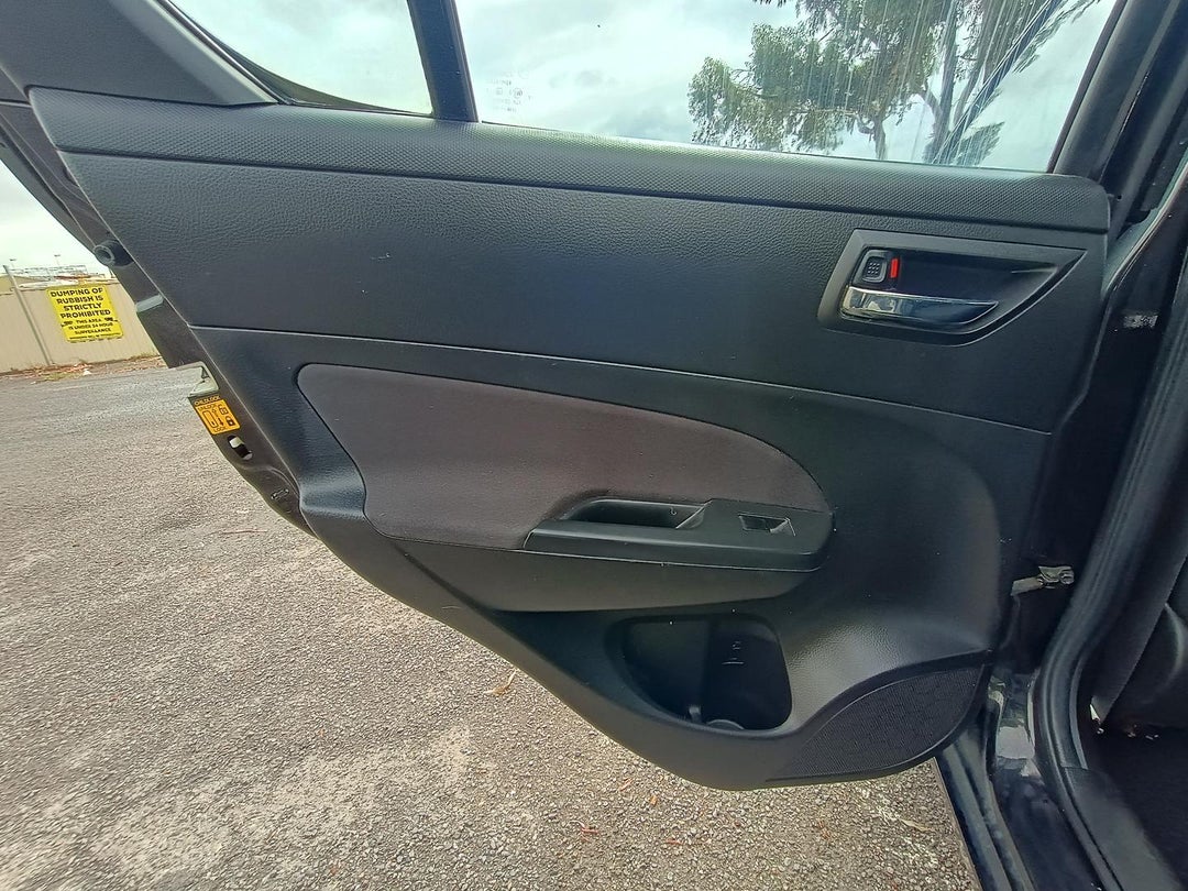 2011 Suzuki Swift Glx, Automatic, 198836 km, Photo 23